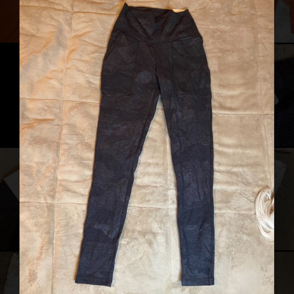 Aerie Camo Leggings with pockets NEW WITH TAGS